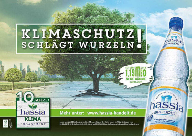 Plakat Klimaschutz schlägt Wurzeln