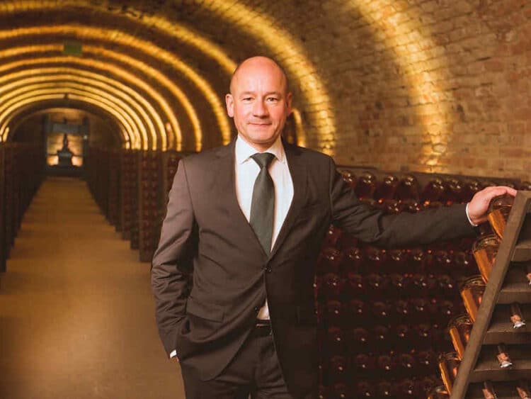 Schlumberger-Gruppe, Vorstandsvorsitzender Dr. Arno Lippert im Sektkeller