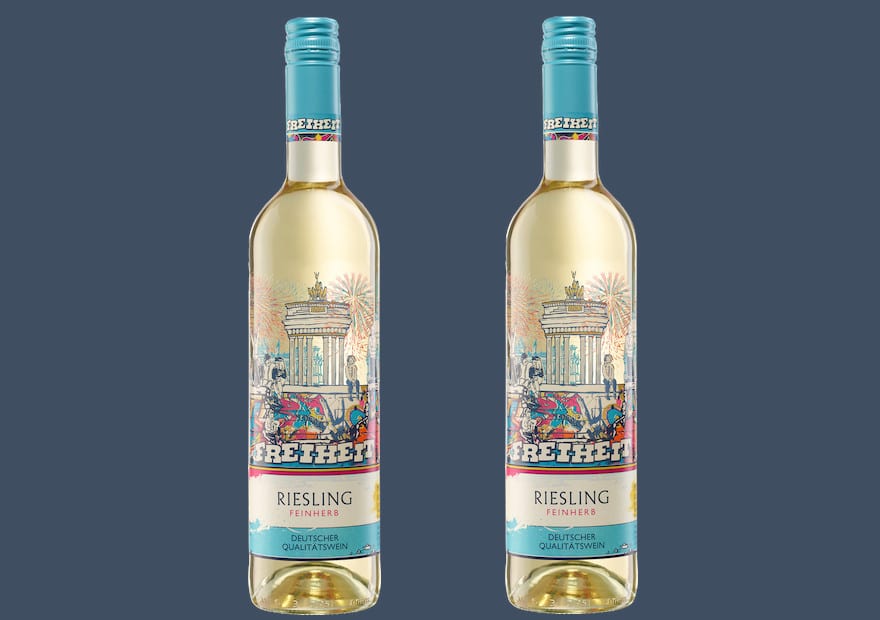Zwei Flaschen Freiheit-Riesling von Moselland