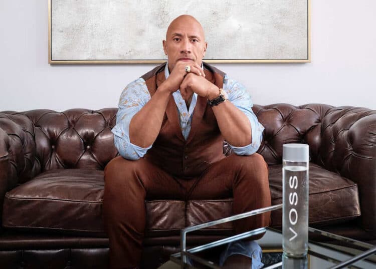 Johnson kauft Anteile von Voss