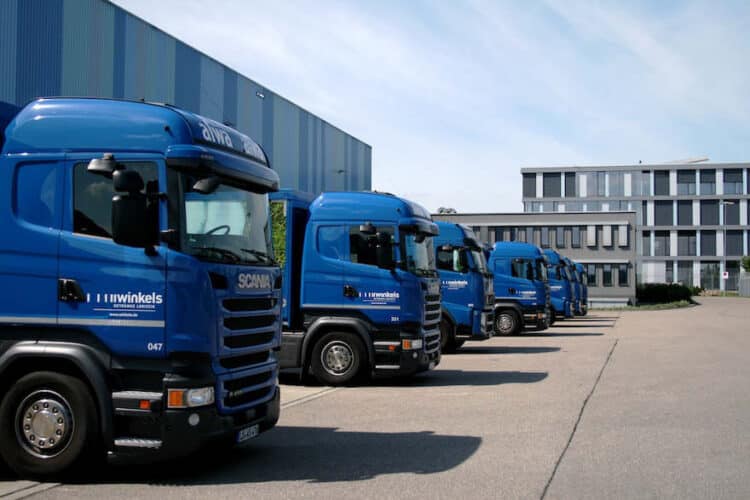 Süd-West-Marktführer kauft zu