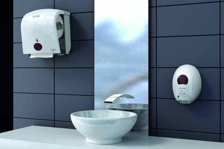 Vertrieb für Hygiene-Eigenmarke ausgebaut