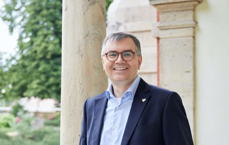 Rotkäppchen-Mumm steigt bei Kollex ein