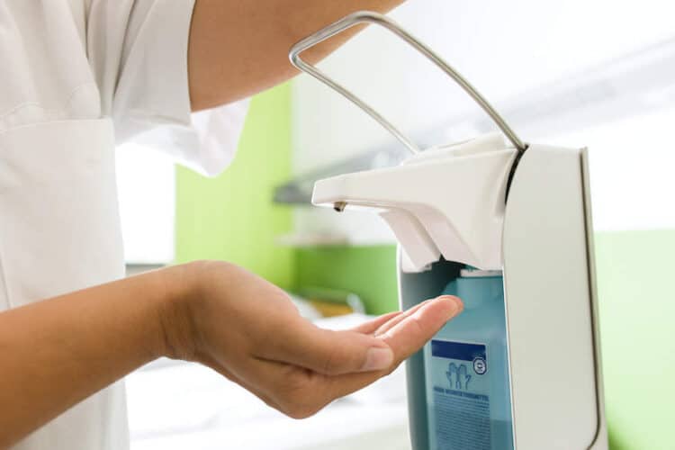 Jägermeister liefert Alkohol für Kliniken