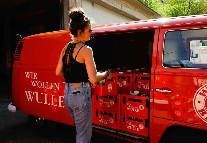 Dinkelacker hilft mit Wulle