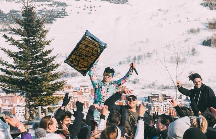 Jägermeister steigt in Boxen-Firma ein