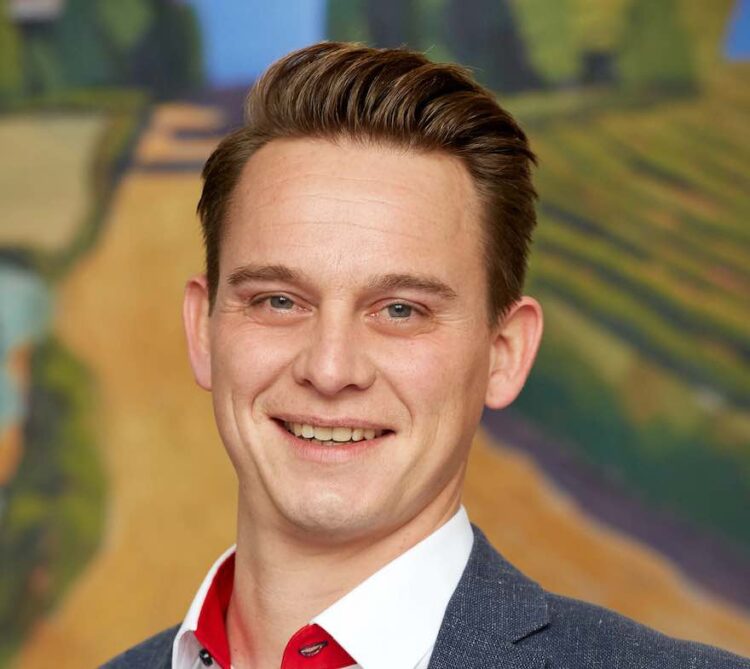 Sukale verstärkt Vertrieb