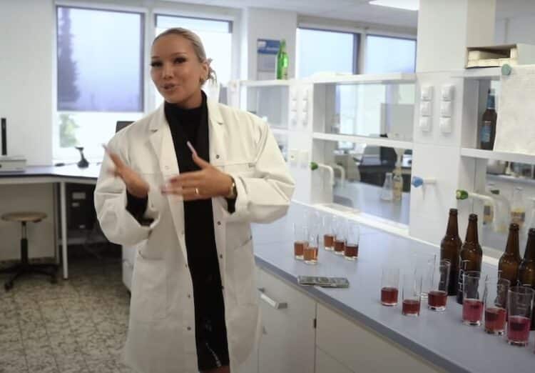 Eistee von der Rapperin