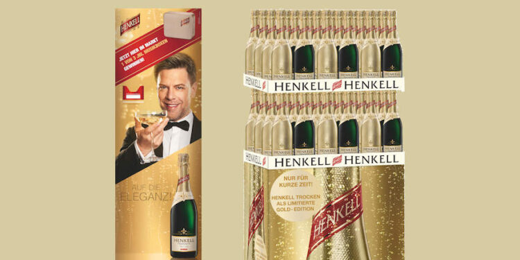 In festlichem Gewand