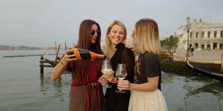 Filipopolis vollständig übernommen