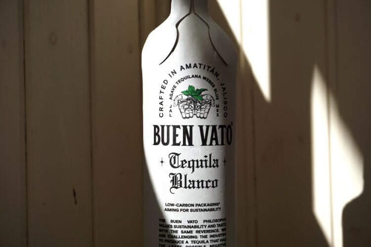 Flasche Buen Vato Tequila