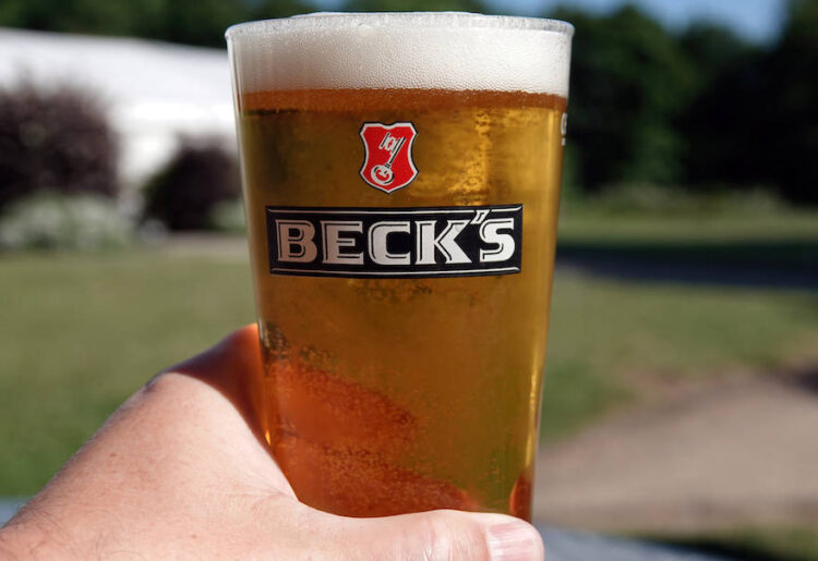 Beck's erhöht erneut die Bierpreise