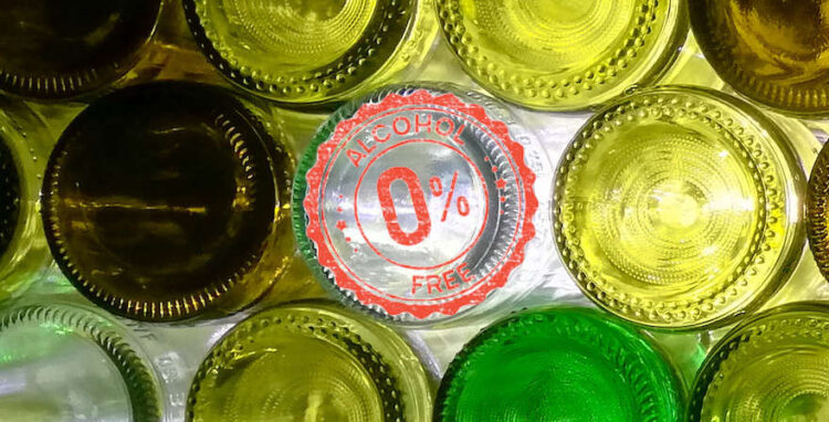 Weinflaschenböden mit Stempel "alkoholfrei"