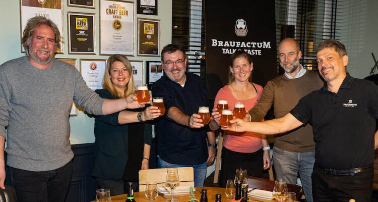 Die Teilnehmer des Braufactum Talk & Taste