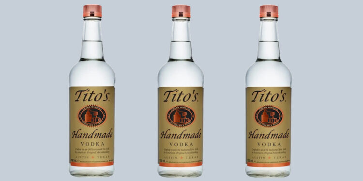 3 Flaschen Tito's Vodka