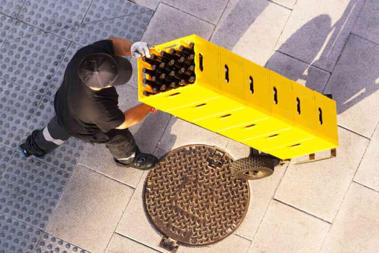 Händlern steht das Wasser bis zum Hals