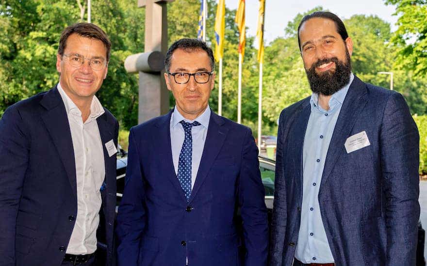 Dr. Jörg Lehmann, scheidender Präsident des DBB, Bundeslandwirtschaftsminister Cem Özdemir und neuer Brauerpräsident Christian Weber