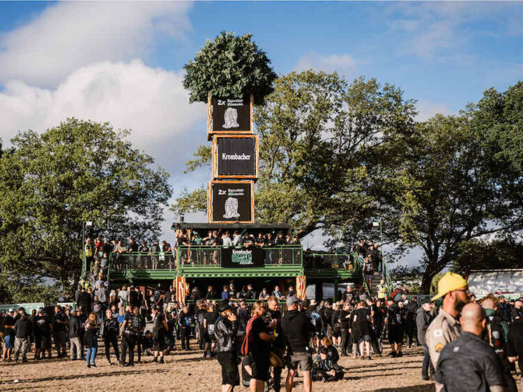Der Krombacher "Stammtisch" beim Wacken-Festival