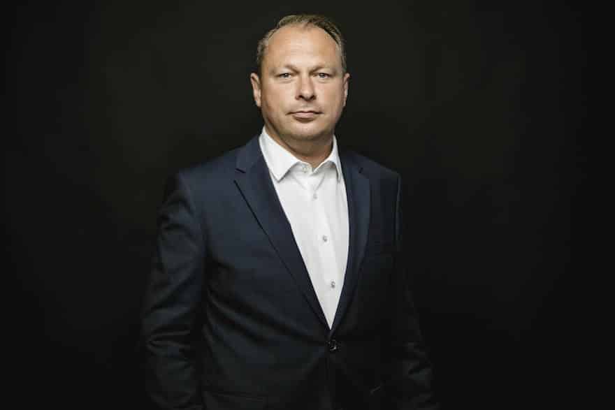 Knut Hansen und Ron Piet übernommen