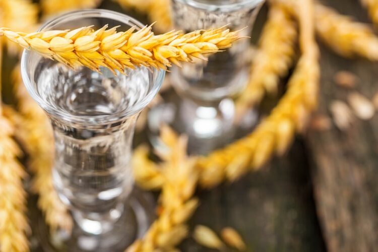 Korn auf die Spitze getrieben