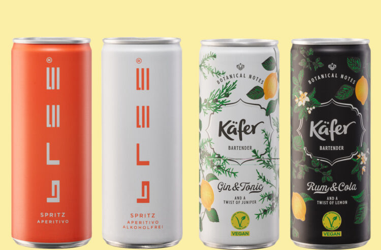 Vier Ready-to-drink-Dosen von Bree und Käfer