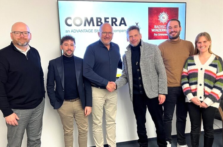 Die Teams vom Badischen Winzerkeller und von Combera bei Vertragsabschluss im Januar