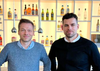 Foto Hendrik Schatz, Chief Marketing Officer (links), und Simon Paustian, Director Third Party & Business Development