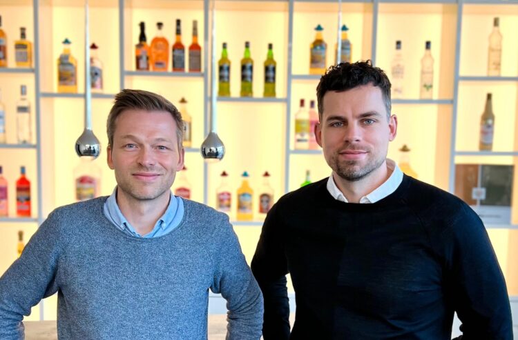 Foto Hendrik Schatz, Chief Marketing Officer (links), und Simon Paustian, Director Third Party & Business Development