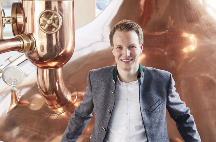 Foto von Johannes Ehrnsperger im Sudhaus der Brauerei