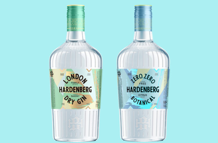 Je eine Flasche Hardenberg Gin und Zero Zero