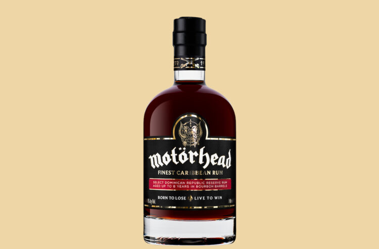 Eine Flasche Motörhead Premium Dark Rum