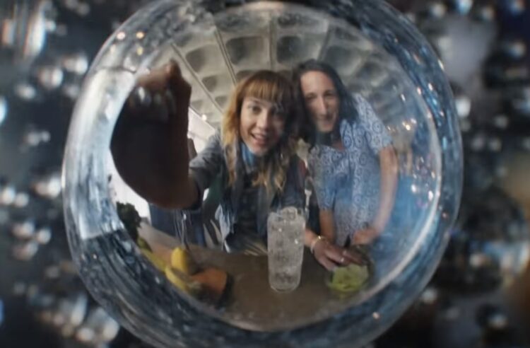 Ausschnitt aus dem neuen Werbespot