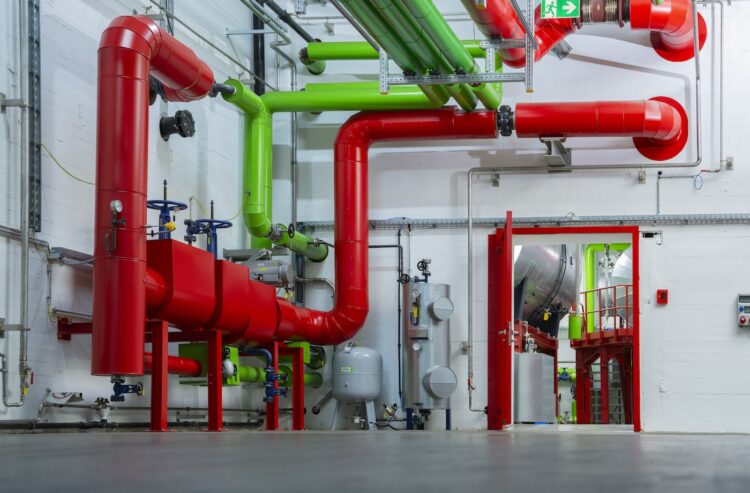 Foto der Rohrleitungen in der König-Brauerei