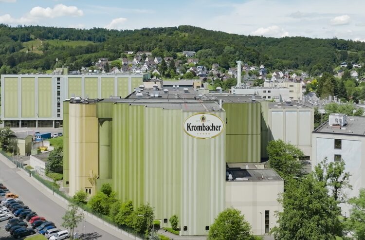 Foto Außenansicht der Krombacher Brauerei