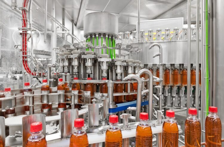 PET-Mehrwegabfüllung bei Adelholzener